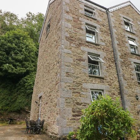 The Old Mill Villa Milford Haven Ngoại thất bức ảnh